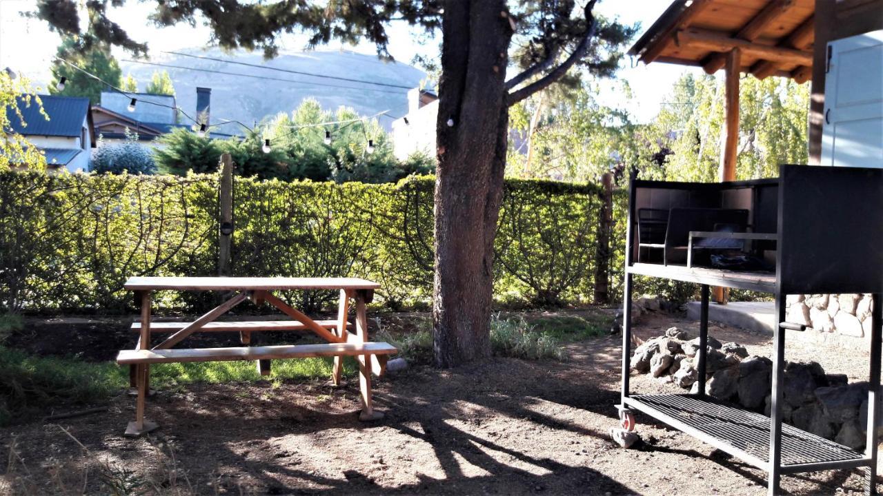 Cabanas Pyracantha Esquel Buitenkant foto